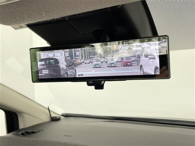 オーラ Ｇ　レザーエディション　禁煙　セーフティアシスト　純正９インチナビ　アラウンドビューモニター　ＬＥＤオートライト　純正フロアマット　シートヒーター　レザーシート　純正１７インチアルミホイール　ＵＳＢ　ＬＥＤ　スマートキー（10枚目）