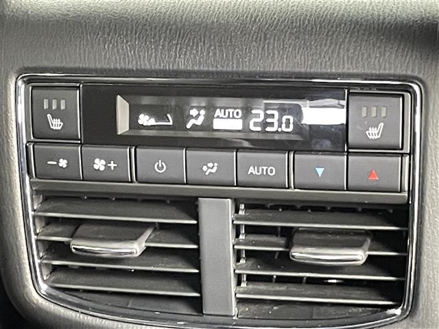 ＣＸ－８ ２５Ｓ　ブラックトーンエディション　禁煙　１０型ナビ　Ｂｌｕｅｔｏｏｔｈ　フルセグ　全方位カメラ　ハーフレザーシート　前席パワーシート　前席シートヒーター　パーキングスイッチ　ブレーキホールド　スマートキー　ＬＥＤオートライト　ＥＴＣ（9枚目）