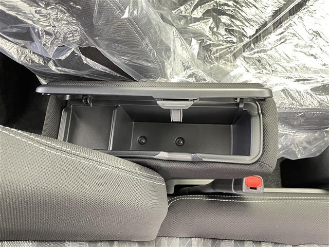 タフト Ｇ　ダーククロムベンチャー　届出済未使用車　禁煙車　ガラスルーフ　スマートアシスト　レーダークルーズコントロール　コーナーセンサー　ＤＮシートヒーター　純正１５インチＡＷ　革巻きステアリング　ステアリングスイッチ　電子パーキング（23枚目）