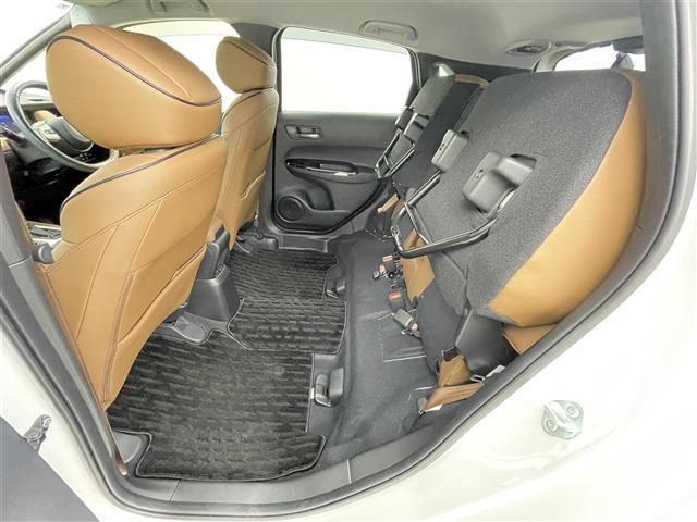 フィット e:HEVリュクス 禁煙 ホンダセンシング 純正9型ナビ バックカメラ シートヒーター ステアリングヒーター ワイヤレス充電 コーナーセンサー ETC キルティングパーフォレーション本革シート 本革巻ステアリングホイール(29枚目)