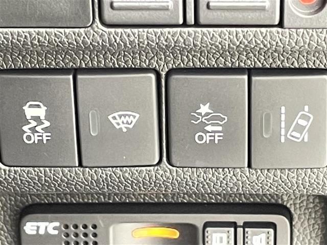 フリード+ G・ホンダセンシング 禁煙車 両側パワースライド ビルトインETC バックカメラ スマートキー&プッシュスタート 革巻きステアリングステアリングスイッチ 純正15インチアルミホイール LEDヘッドライト(12枚目)