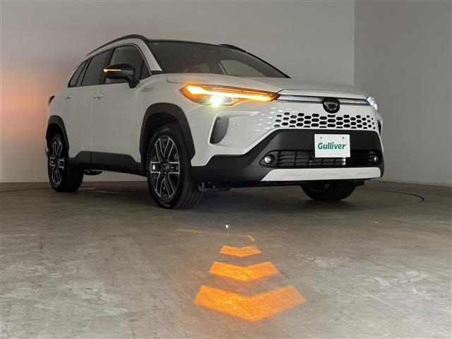 カローラクロス ハイブリッド Z 登録済未使用車 ブラインドスポットモニター トヨタセーフティセンス パノラマルーフ 純正10.5インチナビ パノラミックビューモニター パワーバックドア ワイヤレス充電 デジタルインナーミラー(16枚目)