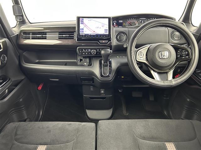 N-BOXカスタム G・Lホンダセンシング 禁煙車 ナビ Bluetooth フルセグTV オートクルーズコントロール 左側パワースライドドア ビルトインETC LEDヘッドライト オートライト オートハイビーム シートヒーター スマートキー(2枚目)