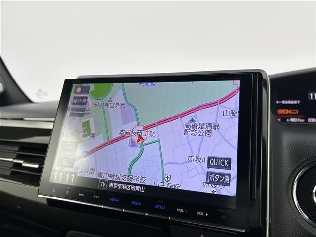N-BOXカスタム G・Lホンダセンシング 禁煙車 ナビ Bluetooth フルセグTV オートクルーズコントロール 左側パワースライドドア ビルトインETC LEDヘッドライト オートライト オートハイビーム シートヒーター スマートキー(3枚目)