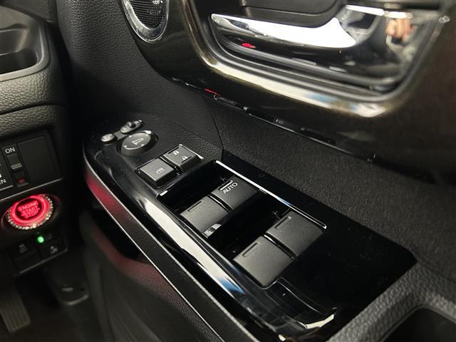 N-BOXカスタム G・Lホンダセンシング 禁煙車 ナビ Bluetooth フルセグTV オートクルーズコントロール 左側パワースライドドア ビルトインETC LEDヘッドライト オートライト オートハイビーム シートヒーター スマートキー(16枚目)