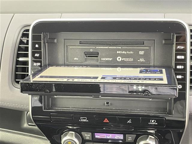 セレナ e-パワー ハイウェイスターV 禁煙車 エマージェンシーブレーキ レーンキープアシスト プロパイロット ブラインドスポットモニター 純正10型メモリビ 両側パワースライドドア アラウンドビューモニター ETC 電子パーキング(6枚目)