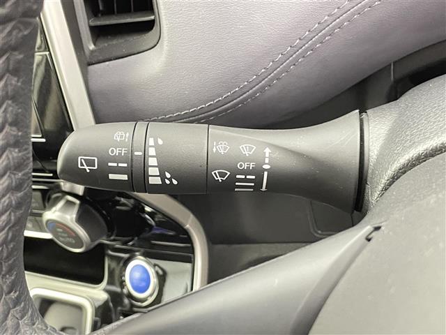 セレナ e-パワー ハイウェイスターV 禁煙車 エマージェンシーブレーキ レーンキープアシスト プロパイロット ブラインドスポットモニター 純正10型メモリビ 両側パワースライドドア アラウンドビューモニター ETC 電子パーキング(16枚目)