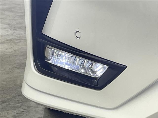 セレナ e-パワー ハイウェイスターV 禁煙車 エマージェンシーブレーキ レーンキープアシスト プロパイロット ブラインドスポットモニター 純正10型メモリビ 両側パワースライドドア アラウンドビューモニター ETC 電子パーキング(40枚目)