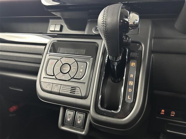 スペーシアカスタム ハイブリッドXS 禁煙 スズキコネクト スズキセーフティサポート 両側パワースライドドア アラウンドビューモニター LEDオートライト ハーフレザーシート 純正15インチAW アイドリングストップ USB(17枚目)