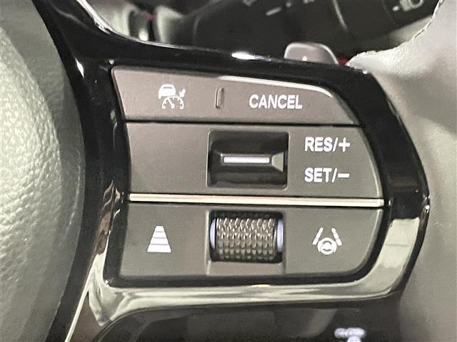 ステップワゴン ｅ：ＨＥＶスパーダ　純正１１．４インチメモリーナビ　バックカメラ　両側パワースライドドア　ＬＥＤヘッドライト　コーナーセンサー　ホンダセンシング　純正１６インチアルミホイール　電子パーキング　オートホールド　スマートキー（16枚目）