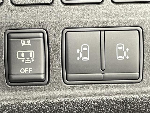 セレナ ハイウェイスター 禁煙車 純正9インチメモリナビ 純正フリップダウンモニター 両側パワースライドドア アラウンドビューモニター エマージェンシーブレーキ レーンキープアシスト プロパイロット コーナーセンサー(8枚目)