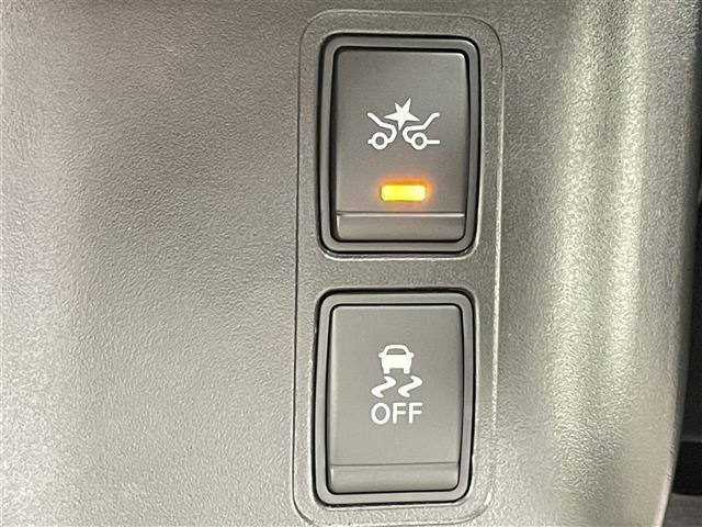 セレナ ハイウェイスター 禁煙車 純正9インチメモリナビ 純正フリップダウンモニター 両側パワースライドドア アラウンドビューモニター エマージェンシーブレーキ レーンキープアシスト プロパイロット コーナーセンサー(9枚目)