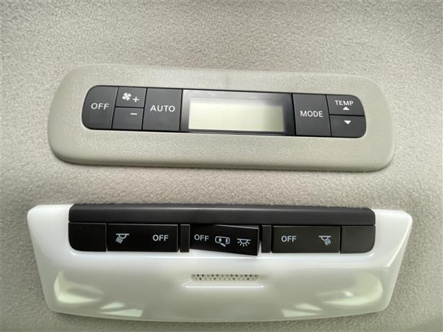 セレナ ハイウェイスター 禁煙車 純正9インチメモリナビ 純正フリップダウンモニター 両側パワースライドドア アラウンドビューモニター エマージェンシーブレーキ レーンキープアシスト プロパイロット コーナーセンサー(14枚目)