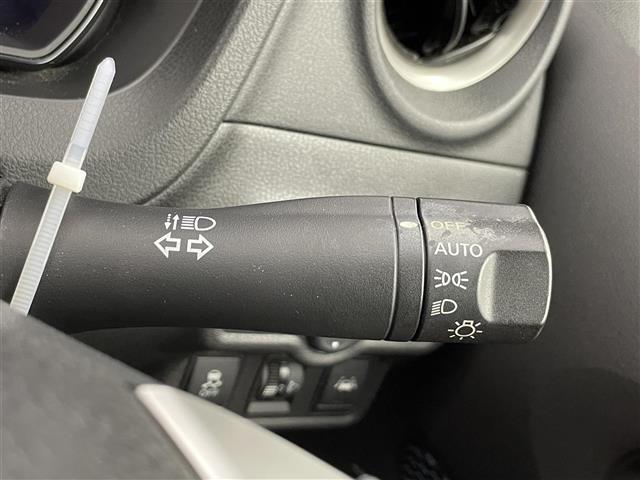 ノート X 禁煙 純正7型メモリーナビ ETC 衝突軽減ブレーキ 電動格納サイドミラー ハロゲンライト スペアタイヤ ISOFIX シートリフター ウィンカーミラー レーンアシスト ドアバイザー スマートキー(12枚目)