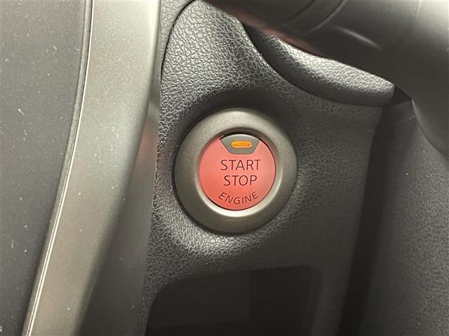 ノート X 禁煙 純正7型メモリーナビ ETC 衝突軽減ブレーキ 電動格納サイドミラー ハロゲンライト スペアタイヤ ISOFIX シートリフター ウィンカーミラー レーンアシスト ドアバイザー スマートキー(14枚目)