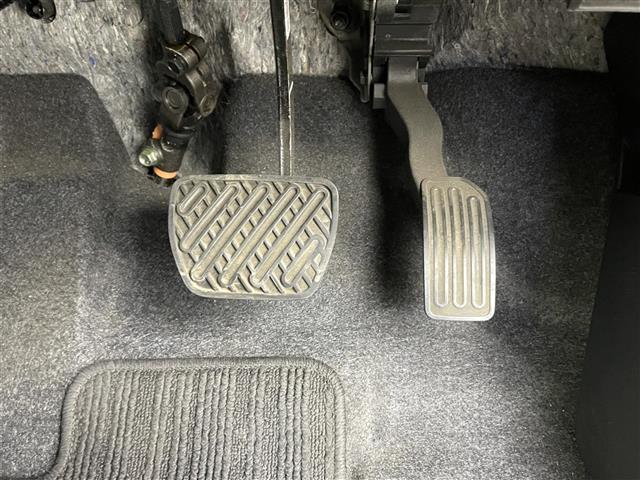 ノート X 禁煙 純正7型メモリーナビ ETC 衝突軽減ブレーキ 電動格納サイドミラー ハロゲンライト スペアタイヤ ISOFIX シートリフター ウィンカーミラー レーンアシスト ドアバイザー スマートキー(23枚目)