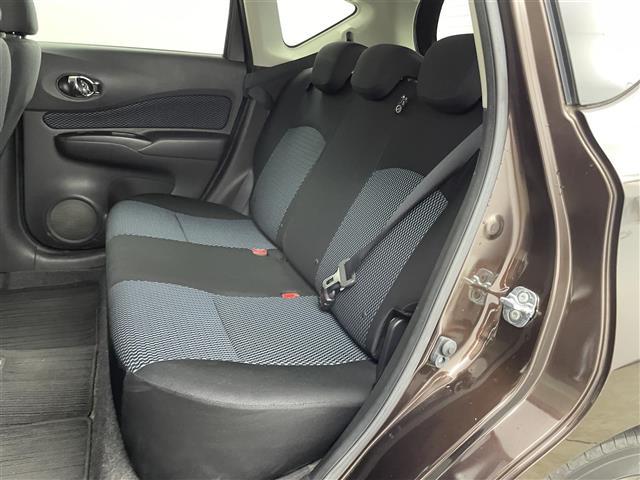 ノート X 禁煙 純正7型メモリーナビ ETC 衝突軽減ブレーキ 電動格納サイドミラー ハロゲンライト スペアタイヤ ISOFIX シートリフター ウィンカーミラー レーンアシスト ドアバイザー スマートキー(27枚目)