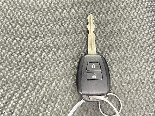 ハイエースバン ロングDX 禁煙車 プリクラッシュセーフティ レーンキープアシスト オートハイビーム 純正メモリナビ フルセグTV アラウンドビューモニター ビルトETC リモコンキー ステアリングスイッチ 電動格納ミラー(21枚目)