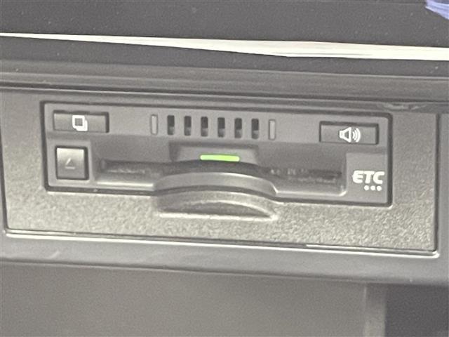 ランドクルーザープラド TX ワンオーナー 4WD Toyota Safety Sense サンルーフ 純正SDナビ CD DVD Bluetooth フルセグ バックカメラ 純正フロアマット 純正17インチAW LED(8枚目)
