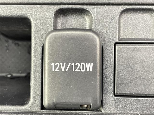 ランドクルーザープラド TX ワンオーナー 4WD Toyota Safety Sense サンルーフ 純正SDナビ CD DVD Bluetooth フルセグ バックカメラ 純正フロアマット 純正17インチAW LED(15枚目)