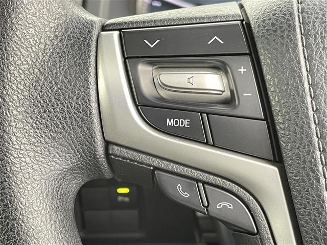 ランドクルーザープラド TX ワンオーナー 4WD Toyota Safety Sense サンルーフ 純正SDナビ CD DVD Bluetooth フルセグ バックカメラ 純正フロアマット 純正17インチAW LED(17枚目)