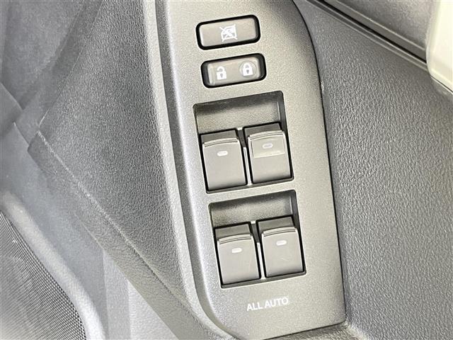 ランドクルーザープラド TX ワンオーナー 4WD Toyota Safety Sense サンルーフ 純正SDナビ CD DVD Bluetooth フルセグ バックカメラ 純正フロアマット 純正17インチAW LED(23枚目)