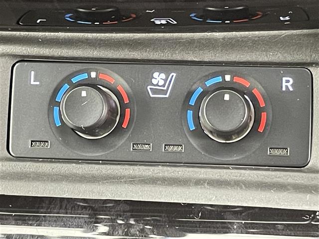 アルファードハイブリッド SR 禁煙 サンルーフ 純正10型ナビTV 後席モニター バックカメラ セーフティセンス 両側パワースライドドア パワーバックドア シートヒーター シートエアコン パワーシート レーダークルーズ 衝突軽減(13枚目)