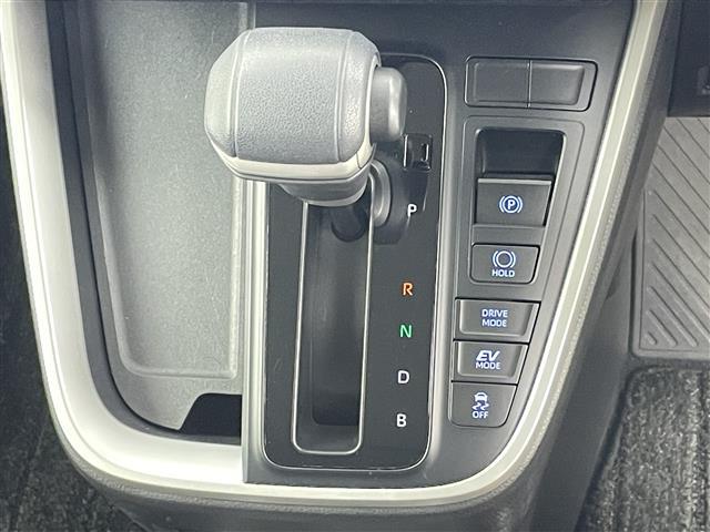 ノア ハイブリッドZ 禁煙 純正10型ナビ 快適利便 両側パワースライド Bluetooth パワーバックドア フルセグTV オートハイビーム ブラインドスポットモニター レーダークルーズコントロール 衝突軽減ブレーキ(18枚目)