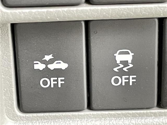 エブリイ ジョインターボ スズキセーフティサポート 衝突軽減ブレーキ レーンキープアシスト ふらつき警報 誤発進抑制機能 コーナーセンサー 純正オーディオ オートライト ヘッドライトレベライザー リモコンキー 純正ゴムマット(5枚目)