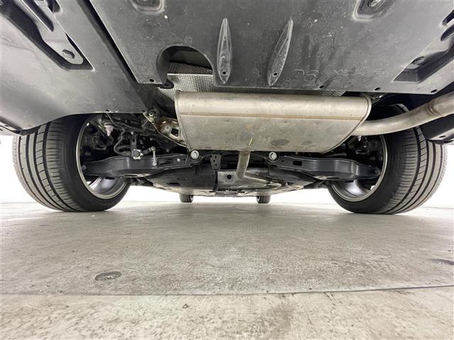 プリウス A 純正9型ナビ ヘッドアップディスプレイ ブラインドスポットモニター レーダークルーズコントロール ETC パーキングアシスト オートマチックハイビーム バックカメラ LEDヘッドライト フォグランプ(43枚目)