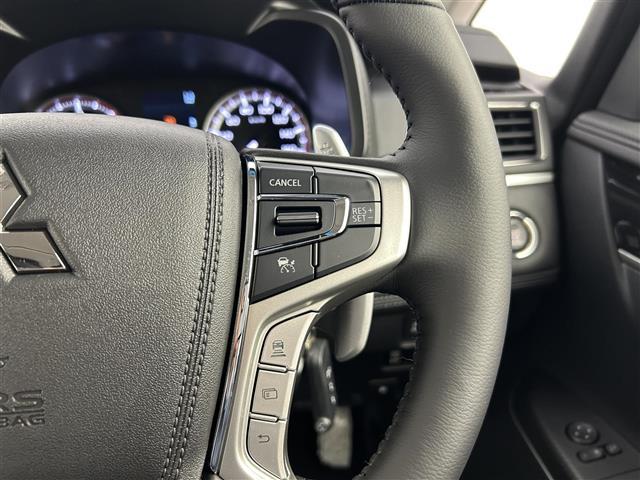 デリカD:5 ブラックエディション 禁煙車 アルパイン11インチナビ フリップダウンモニター HDMI フルセグTV オートステップ シートヒーター 全方位カメラ シートヒーター 両側パワースライドドア レザーシート パドルシフト(18枚目)