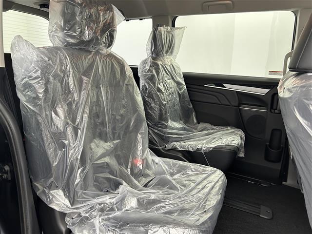 デリカD:5 ブラックエディション 禁煙車 アルパイン11インチナビ フリップダウンモニター HDMI フルセグTV オートステップ シートヒーター 全方位カメラ シートヒーター 両側パワースライドドア レザーシート パドルシフト(26枚目)