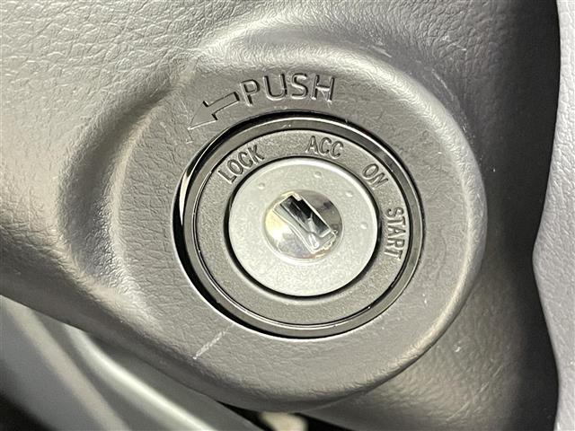 ランドクルーザー70 AX 登録済未使用車 禁煙 バックカメラ クルーズコントロール オートマチックハイビーム ヘッドライトレベライザー USB-C 自動防眩ルームミラー 電動デフロック LEDヘッドライト ダウンヒルアシスト(19枚目)