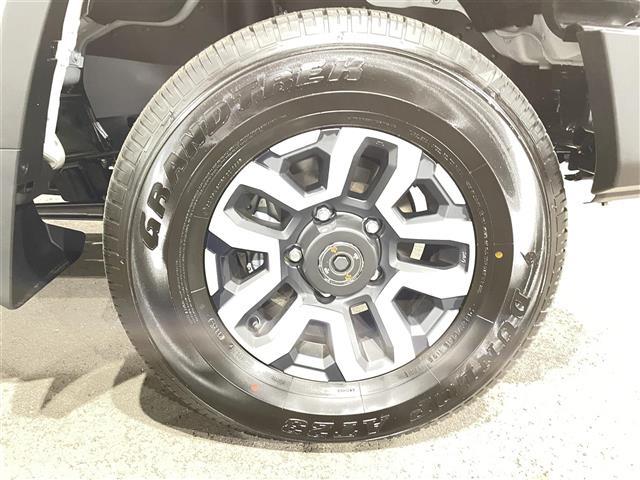 ランドクルーザー70 AX 登録済未使用車 禁煙 バックカメラ クルーズコントロール オートマチックハイビーム ヘッドライトレベライザー USB-C 自動防眩ルームミラー 電動デフロック LEDヘッドライト ダウンヒルアシスト(40枚目)