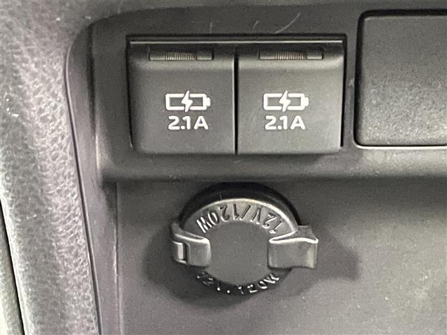 ノア ハイブリッドSi ダブルバイビー 禁煙車 両側電動ドア トヨタセーフティセンス 純正10インチメモリナビ フルセグTV バックカメラ ビルトインETC 革巻きステアリング DNシートヒーター ハーフレザーシート クルーズコントロール(15枚目)