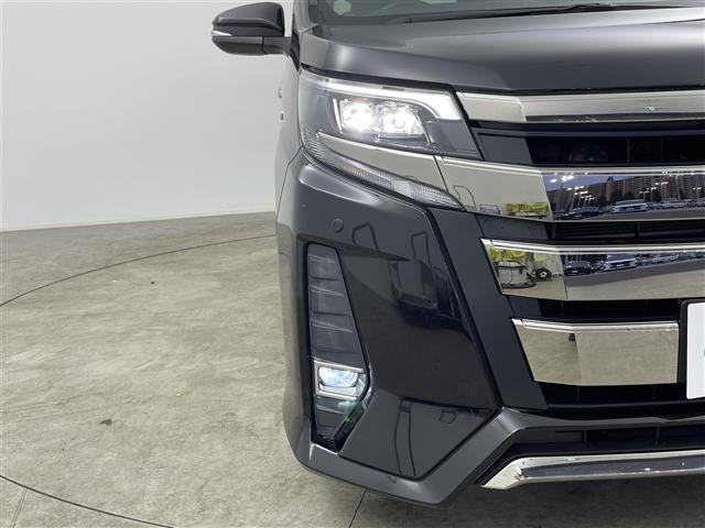 ノア ハイブリッドSi ダブルバイビー 禁煙車 両側電動ドア トヨタセーフティセンス 純正10インチメモリナビ フルセグTV バックカメラ ビルトインETC 革巻きステアリング DNシートヒーター ハーフレザーシート クルーズコントロール(40枚目)