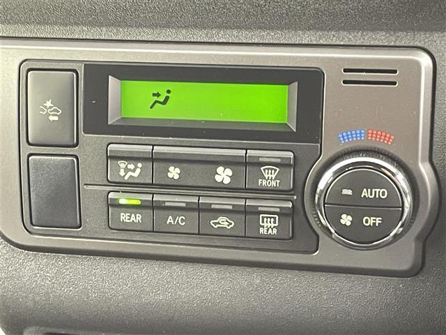 ハイエースバン スーパーGL ダーク プライムII 禁煙車 純正ナビ ワンセグ 全方位カメラ 両側パワースライドドア AC100V電源 オートハイビーム クリアランスソナー バックドアイージークローザー ハーフレザーシート LEDヘッドライト(7枚目)