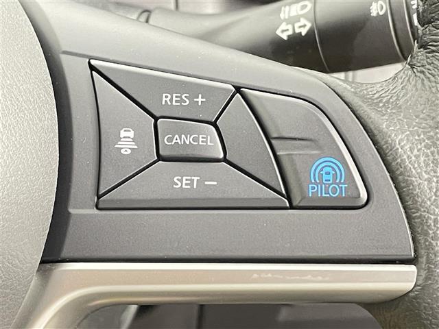 セレナ ハイウェイスター Vセレクション 禁煙車 エマージェンシーブレーキ プロパイロット レーンキープアシスト コーナーセンサー 社外メモリナビ 両側パワースライドドア アラウンドビューモニター デジタルインナーミラー スマートキー(17枚目)