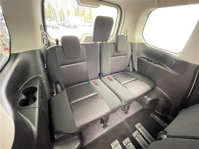 セレナ ハイウェイスター Vセレクション 禁煙車 エマージェンシーブレーキ プロパイロット レーンキープアシスト コーナーセンサー 社外メモリナビ 両側パワースライドドア アラウンドビューモニター デジタルインナーミラー スマートキー(29枚目)