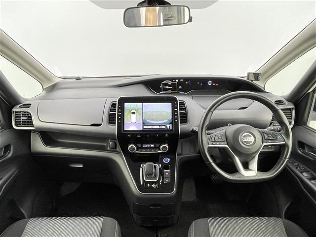 セレナ ｅ－パワー　ハイウェイスターＶ　禁煙車　エマージェンシーブレーキ　プロパイロット　両側電動ドア　フリップダウンモニター　純正１０インチメモリビ　アラウンドビューモニター　純正１６インチＡＷ　ＬＥＤヘッドライト　革巻きステアリング（2枚目）
