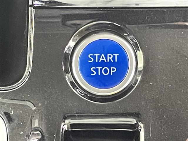 セレナ ｅ－パワー　ハイウェイスターＶ　禁煙車　エマージェンシーブレーキ　プロパイロット　両側電動ドア　フリップダウンモニター　純正１０インチメモリビ　アラウンドビューモニター　純正１６インチＡＷ　ＬＥＤヘッドライト　革巻きステアリング（19枚目）