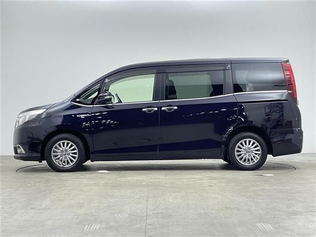 エスクァイア ハイブリッドＧｉ　両側電動ドア　社外９インチメモリナビ　Ｂｌｕ－ｒａｙ　Ｂｌｕｅｔｏｏｔｈ　バックカメラ　フルセグＴＶ　革巻きステアリング　ステアリングスイッチ　ＤＮシートヒーター　置くだけ充電　純正１５インチＡＷ（35枚目）