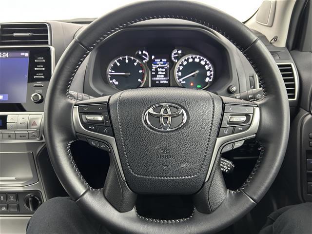 ランドクルーザープラド ＴＸ　Ｌパッケージ　マットブラックエディション　禁煙　４ＷＤ　ディーゼル　サンルーフ　純正９型ディスプレイオーディオ　フルセグＴＶ　Ｂｌｕｅｔｏｏｔｈ　全周囲カメラ　レーダークルーズコントロール　ブラインドスポットモニター　パワーシート　ＥＴＣ（13枚目）