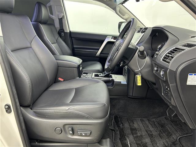 ランドクルーザープラド ＴＸ　Ｌパッケージ　マットブラックエディション　禁煙　４ＷＤ　ディーゼル　サンルーフ　純正９型ディスプレイオーディオ　フルセグＴＶ　Ｂｌｕｅｔｏｏｔｈ　全周囲カメラ　レーダークルーズコントロール　ブラインドスポットモニター　パワーシート　ＥＴＣ（21枚目）