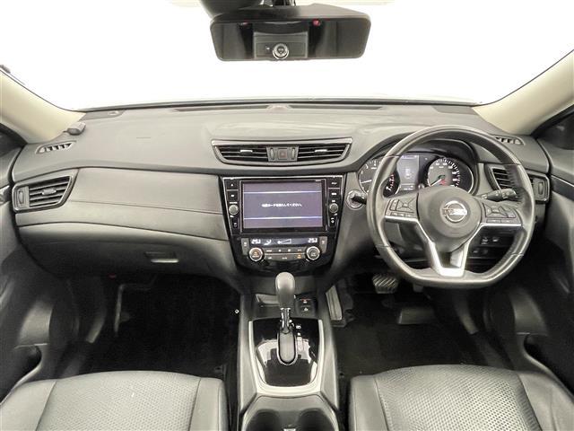 エクストレイル ２０Ｘｉ　禁煙車　純正９インチメモリナビ　フルセグＴＶ　カプロンシート　Ｂｌｕｅｔｏｏｔｈ　エマージェンシーブレーキ　プロパイロット　アラウンドビューモニター　パワーバックドア　コーナーセンサー　防水シート（2枚目）