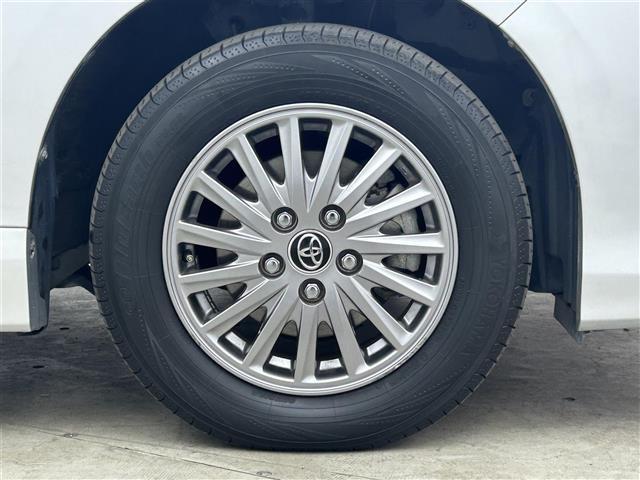 エスクァイア ハイブリッドＧｉ　禁煙車　両側電動ドア　トヨタセーフティセンス　クルーズコントロール　純正９インチメモリナビ　フルセグＴＶ　Ｂｌｕｅｔｏｏｔｈ　レザーシート　ＤＮシートヒーター　純正１５インチＡＷ　ＬＥＤヘッドライト（34枚目）