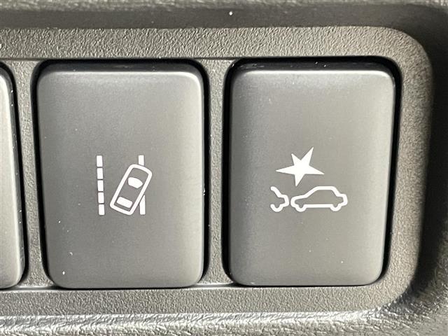 デリカD:5 シャモニー 禁煙車 パートタイム4WD 両側電動スライドドア 衝突軽減ブレーキ 全方位カメラ シートヒーター レーダークルーズコントロール ハーフレザーシート LEDヘッドライト 電動バックドア オートハイビーム(10枚目)