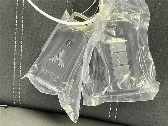 デリカD:5 シャモニー 禁煙車 パートタイム4WD 両側電動スライドドア 衝突軽減ブレーキ 全方位カメラ シートヒーター レーダークルーズコントロール ハーフレザーシート LEDヘッドライト 電動バックドア オートハイビーム(23枚目)