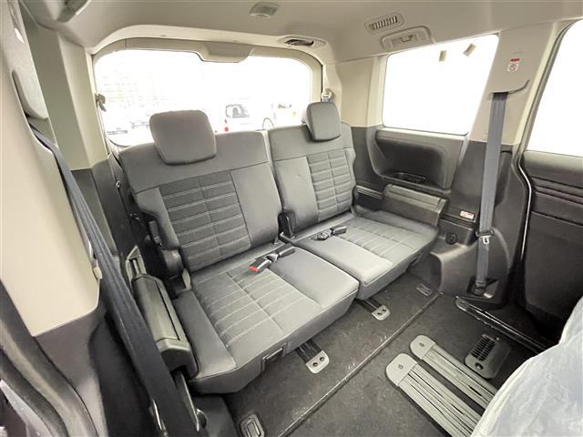 デリカD:5 シャモニー 禁煙車 パートタイム4WD 両側電動スライドドア 衝突軽減ブレーキ 全方位カメラ シートヒーター レーダークルーズコントロール ハーフレザーシート LEDヘッドライト 電動バックドア オートハイビーム(30枚目)