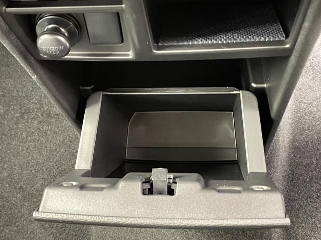 デリカD:5 シャモニー 禁煙車 パートタイム4WD 両側電動スライドドア 衝突軽減ブレーキ 全方位カメラ シートヒーター レーダークルーズコントロール ハーフレザーシート LEDヘッドライト 電動バックドア オートハイビーム(79枚目)